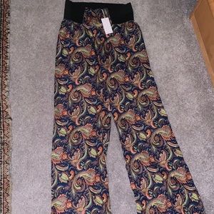 Lulumari Patterned Loose Fitted Pants NWT